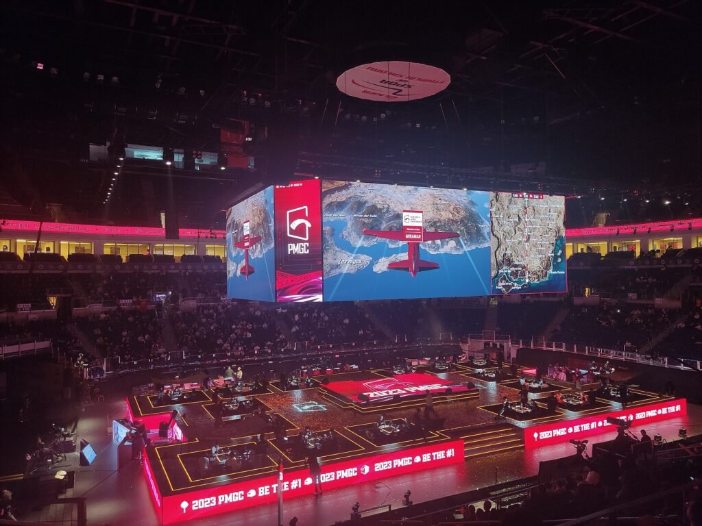 Ảnh bài viết Doc Vong Bo & Xoay Doi Hinh Final Circle PUBG Mobile: Tu Top 8 Len Con Ga PUBG Mobile Việt Nam - Hướng dẫn sinh tồn